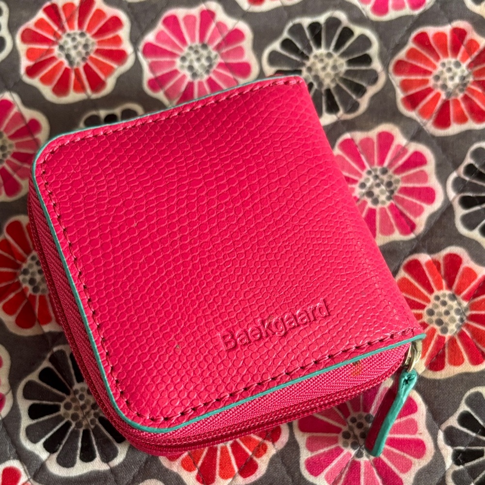 Beakgaard Pink Contacts Case NEW
